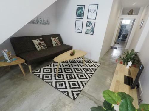 112 Granny Lodge ???-warmest Home In Georgetown