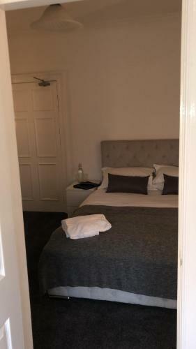 Hostal The Ferry Inn