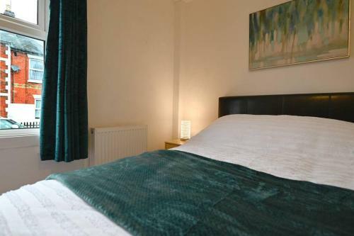 4 Bed Town House 'reading Town Centre'