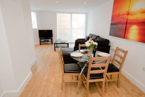Projection West By Celador Apartments