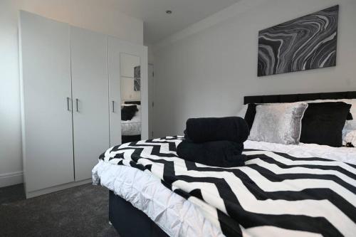 Modern 'serviced Apartment' Sleeps 4