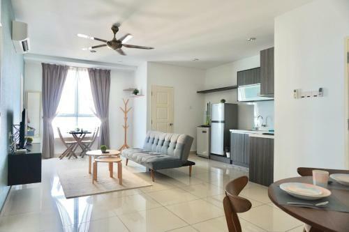 Gurney Drive Mansion One Serviced Apartment