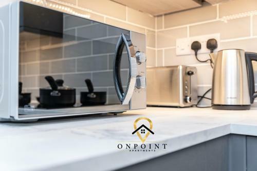 Onpoint -fresh Apartments With Parking!