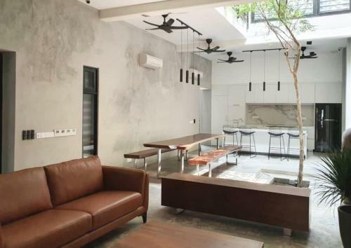 Luxurious Georgetown Townhouse In Core Zone