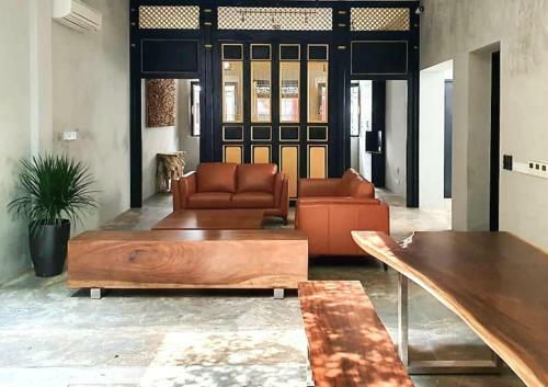 Luxurious Georgetown Townhouse In Core Zone