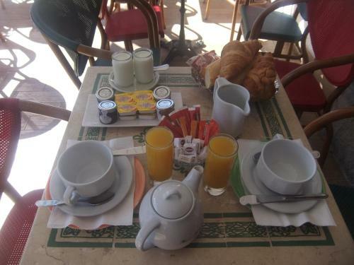 Hotel-caf� Du Trinquet
