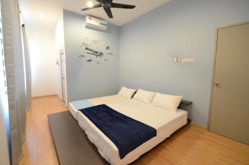Decozy Homestay (14pax++)