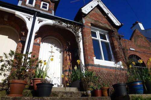 Brick Row Cottage - Ni Tourism Board Approved