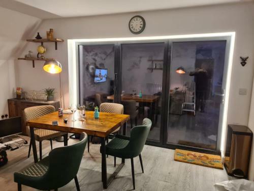 Hostal Newly Renovated Wye Valley Getaway