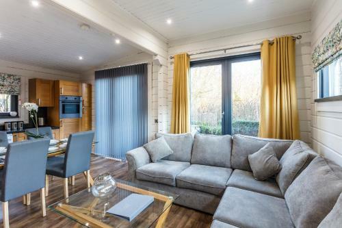 Roydon Marina Village Lodges