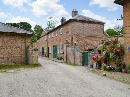 Stable Cottage 1