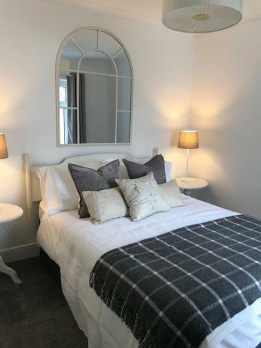 Starbuck Cottage
