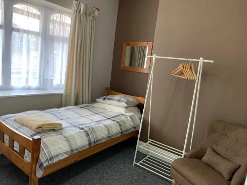 Hostal Bourton House
