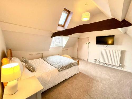 Walnut Tree House