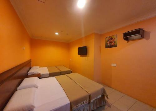 Highway Budget Hotel
