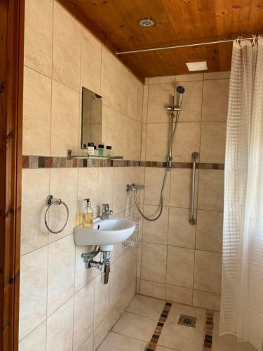 Manordaf Holiday Cottage