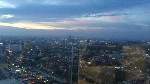 Sea & City View@silverscape