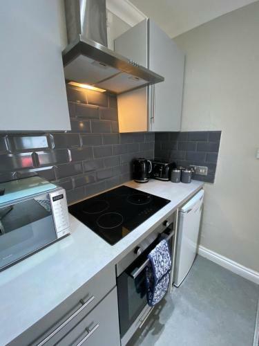 Crofton House Garden Apartment