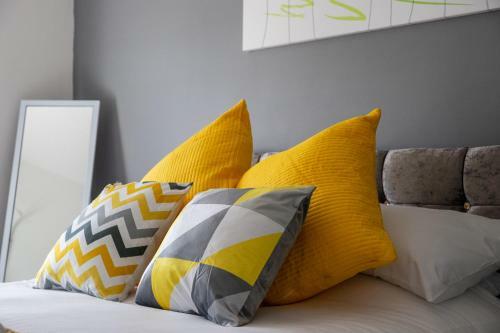 Bright Executive Apartment With Views Of Solent