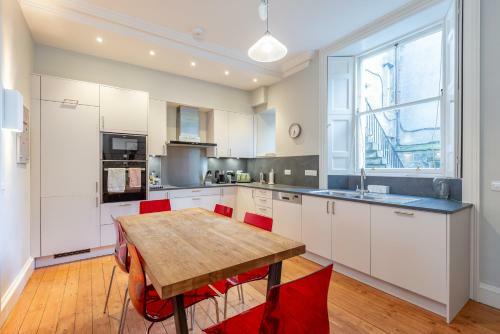 Luxury St Andrews Apartment - 5 Mins To Old Course
