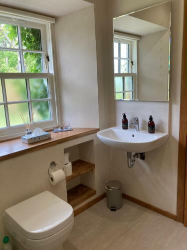 Bed & Breakfast Claremont Cottage