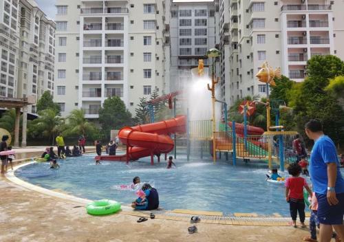 Hotel Zaini's Lagoon