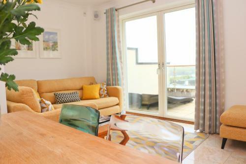 Beachside Luxury Apartment