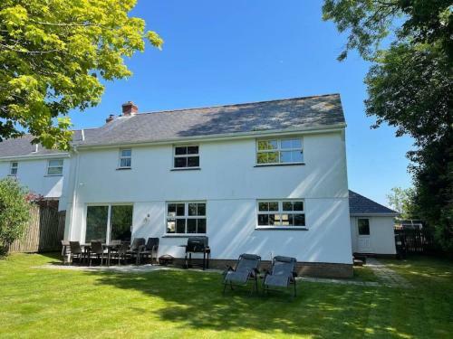 The Meadows St Teath, 4 Bed Sleeps 7