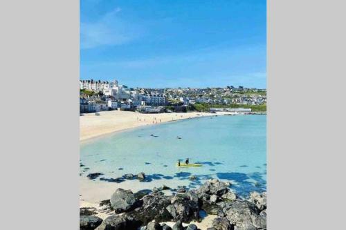 The Nest - St Ives