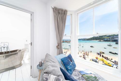 St Ives House