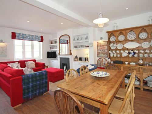 Dory Cottage