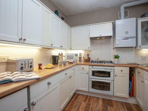 Courtenay Street 24