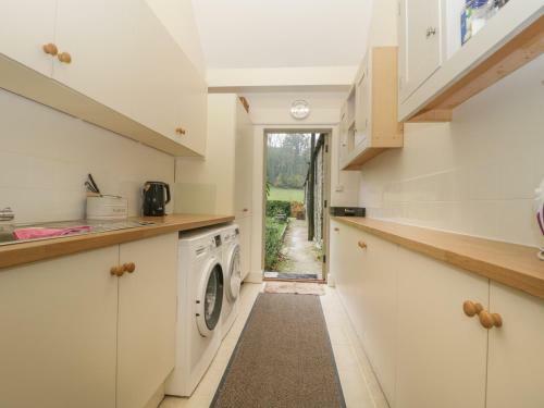 Cow Drove Cottage