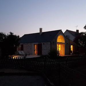 Au Bas Chalonge Gite Le Four � Pain