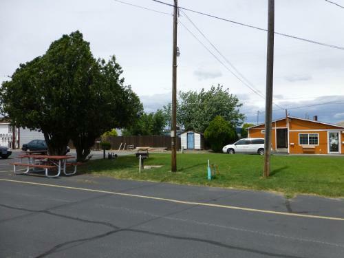 Posada Umatilla Inn & Suites