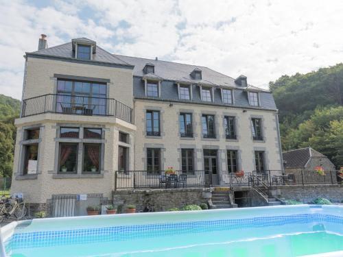 Holiday Home Lavendin Group Vireuxwallerand