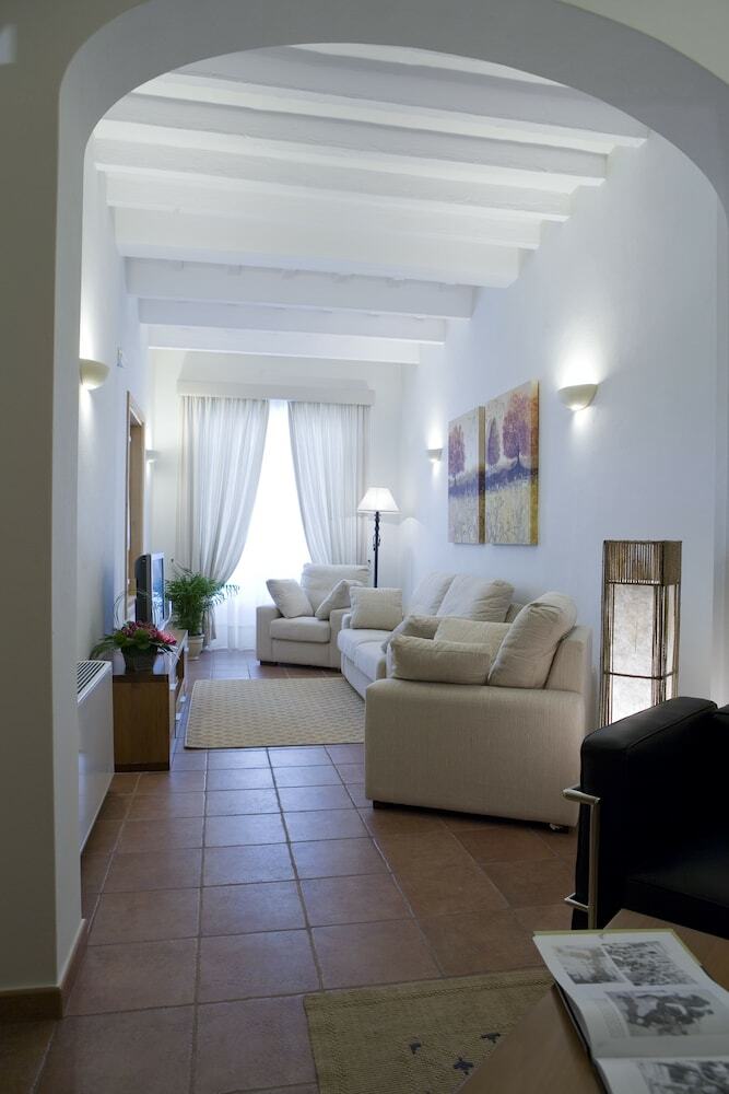Hotel Es Mercadal