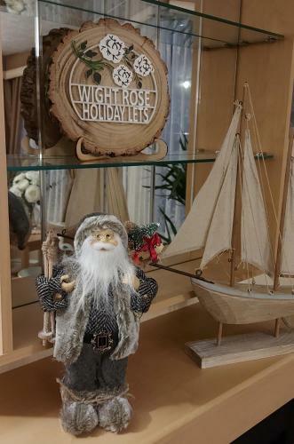 The Wight Rose