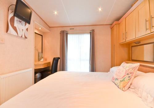 Red Squirrel Lodge