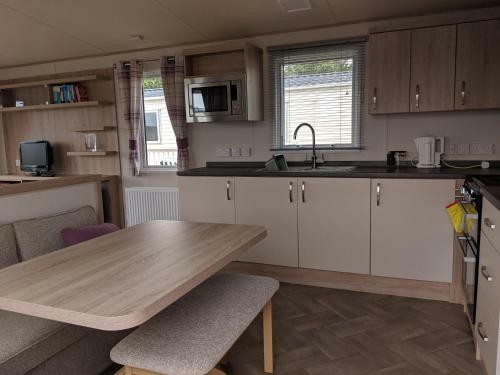 4 Berth Luxury Static Home