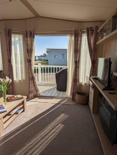 4 Berth Luxury Static Home