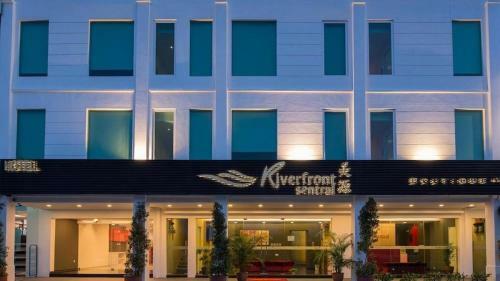 Riverfront Boutique Hotel