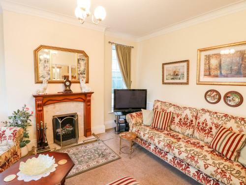 Yardley Manor