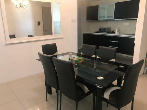 Apartamento Obsom Suites At Taragon Kl
