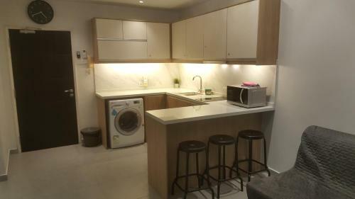 Parkview Service Apartments