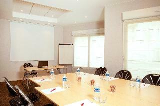 Aparthotel Residhome Du Th��tre