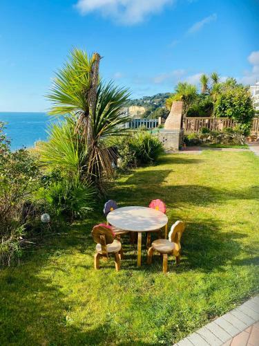Cliff Top Apartment 3 Bedroom