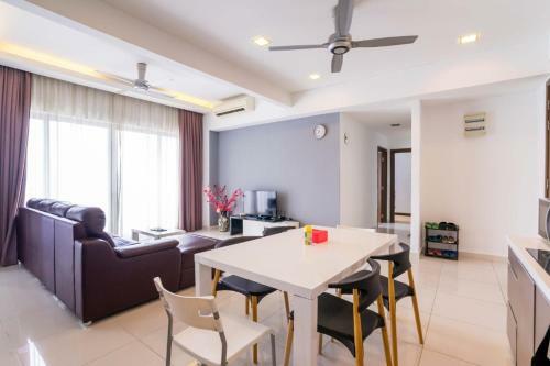Apartamento Regalia Residence @ Klcc View Sky Pool By Mc