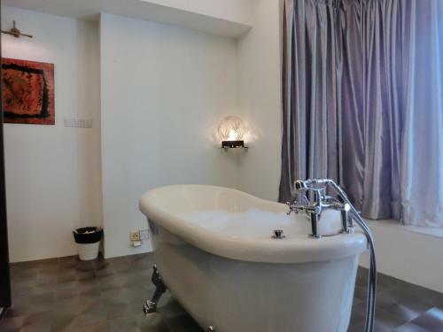Apartamentos Parkview Suite Klcc, Bernice