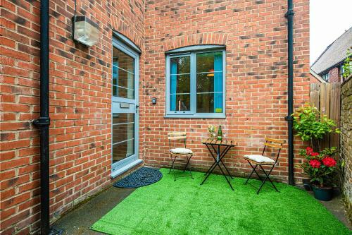 Apartamento Spacious Apt With Private Patio Sheffield Centre